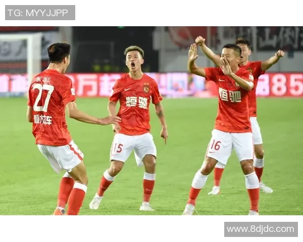 洲际杯赛场上广州排球队的技术表现与战术分析探讨