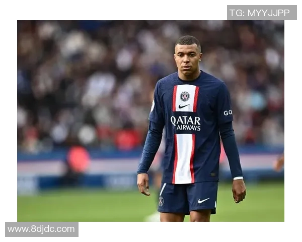 名气超越实力的足球明星背后故事与真实表现分析